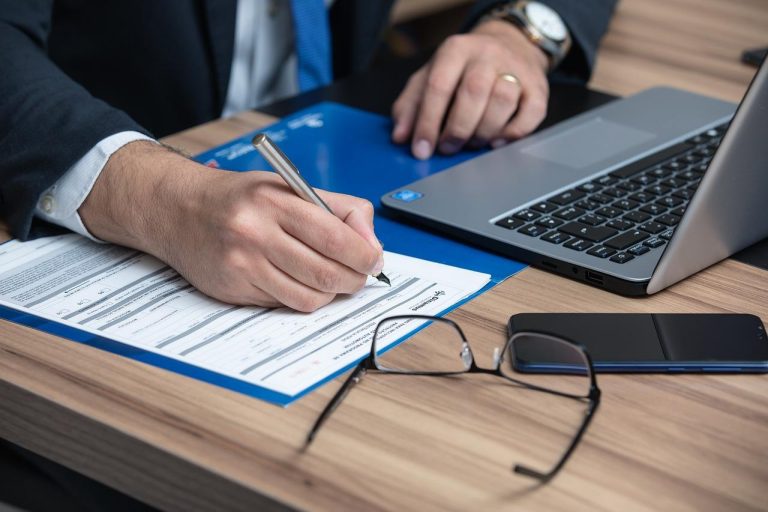 Informatie over verblijfsvergunningen in Nederland voor langdurig verblijf en werk